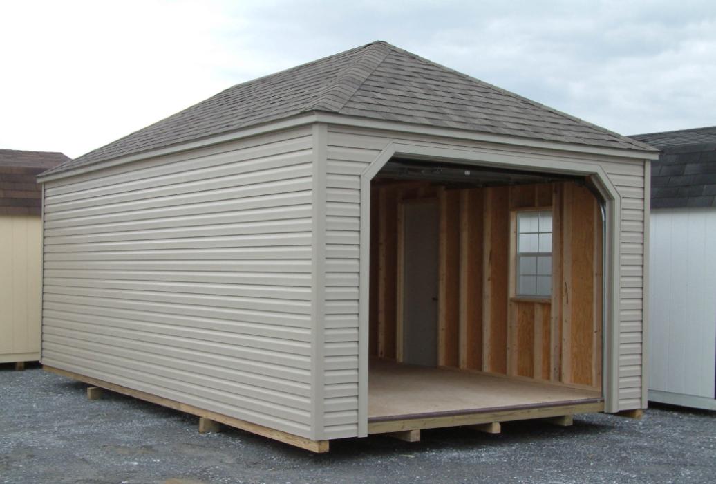 Hip Roof Single Car Garage Vinyl Siding-3