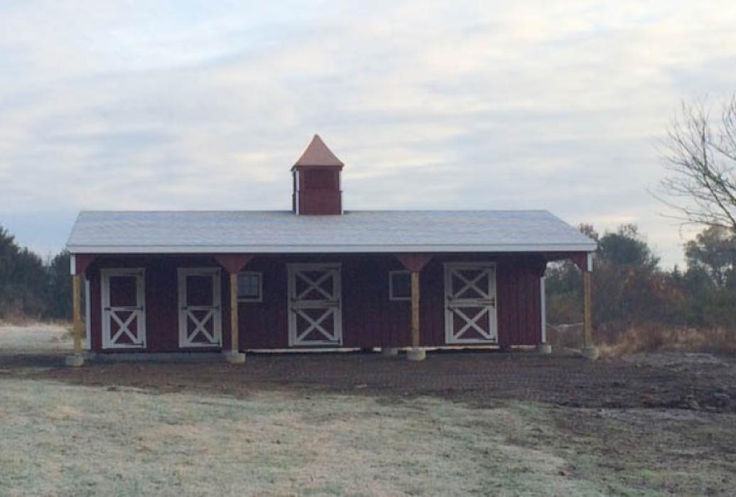 Stall barn with Overhang-13 Stall barn with Overhang-13