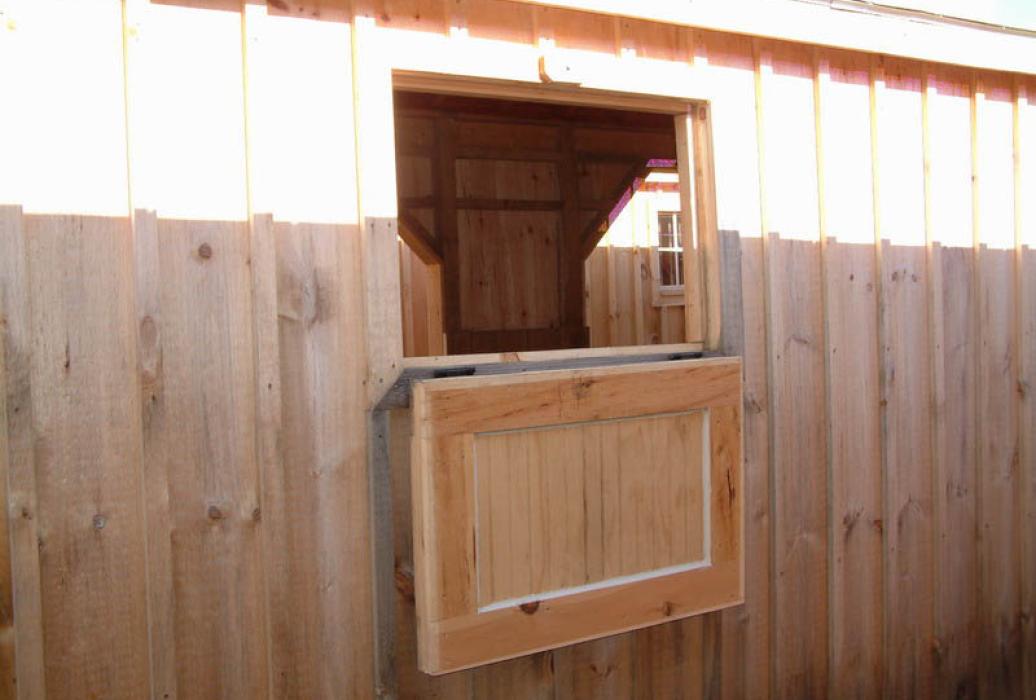 Stall barn with Overhang-17 Stall barn with Overhang-17