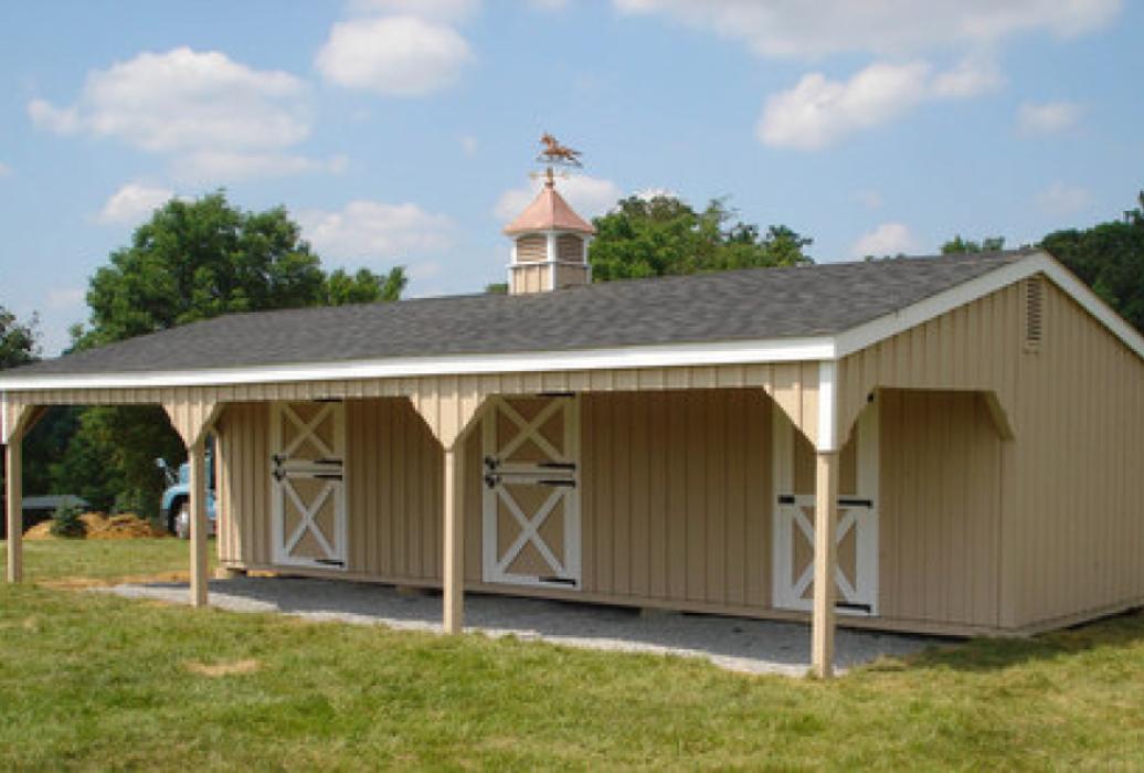 stall barn w/ overhang lancaster county barns