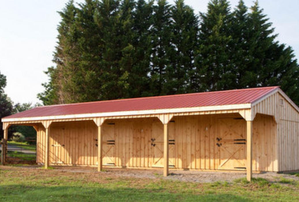 stall barn w/ overhang lancaster county barns