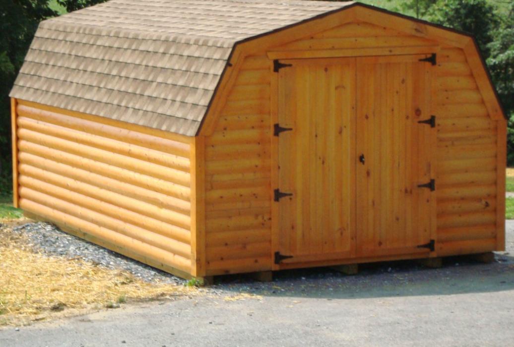 LOG SIDED MINI BARN
