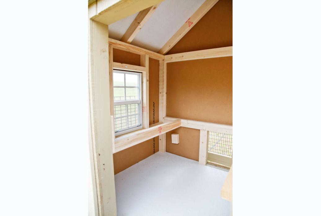 DT-A46C-(8) View of roost bars inside of combo chicken coop
