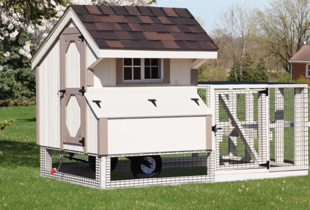 Q34T-Painted-DT Painted Board and Batten 3x4-Quaker-Tractor Coop with run