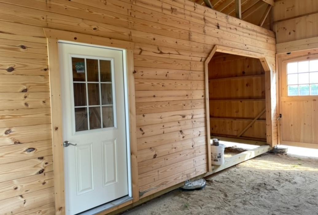 36' x24' Modular horse barn with 10' overhang (4) 36' x24' Modular horse barn with 10' overhang (4)
