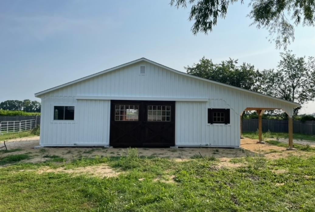 36' x24' Modular horse barn with 10' overhang (3) 36' x24' Modular horse barn with 10' overhang (3)