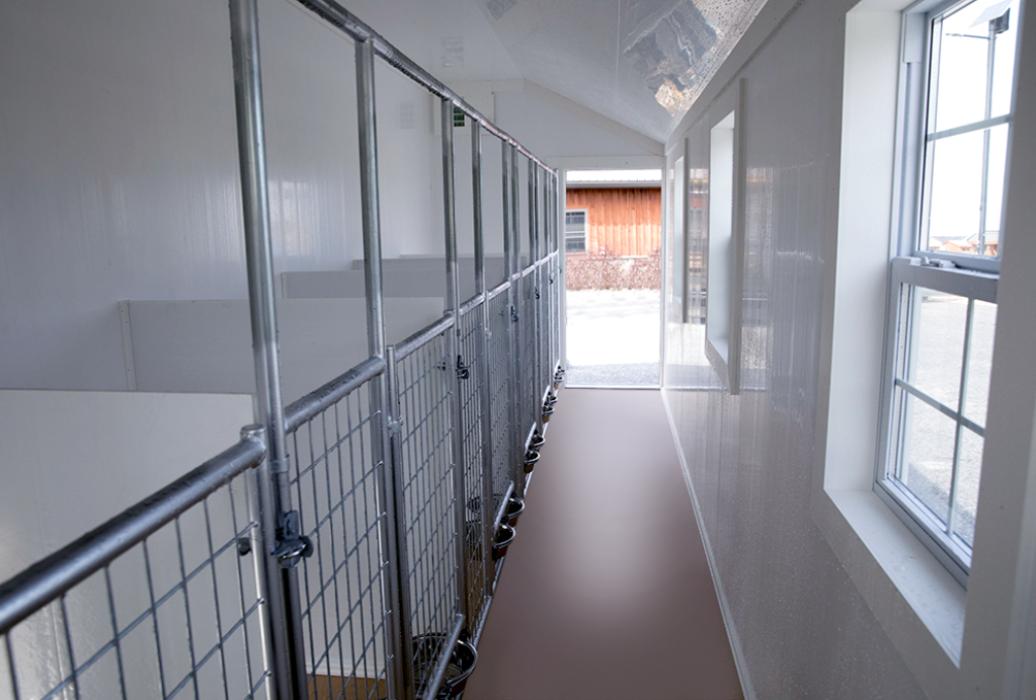 INTERIOR 2