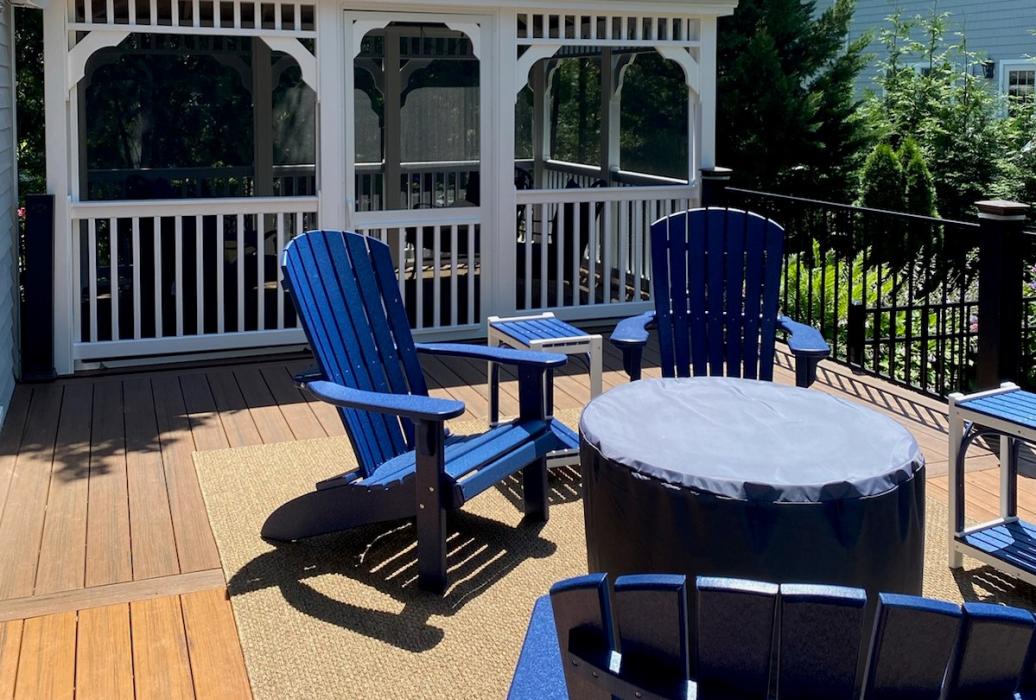10x14 built onto special platform off of existing deck 10x14 built onto special platform off of existing deck
