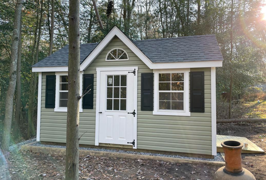 Classic: Vinyl Victorian: 10' x 15' Classic: Vinyl Victorian: 10' x 15' #8301