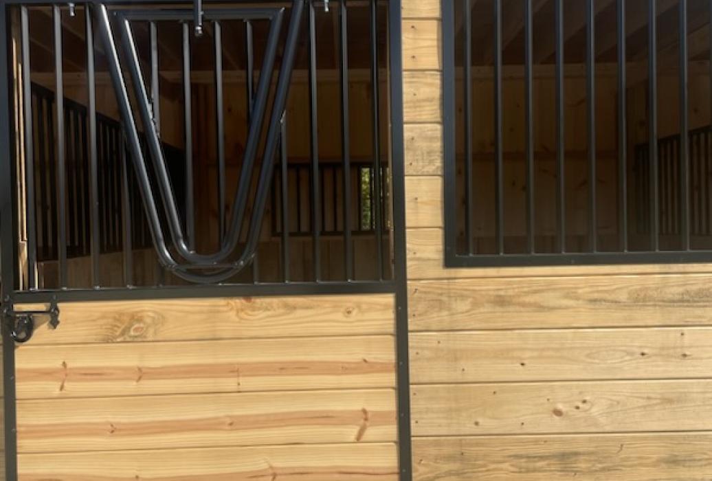 Slider door with drop vent Slider door with drop vent