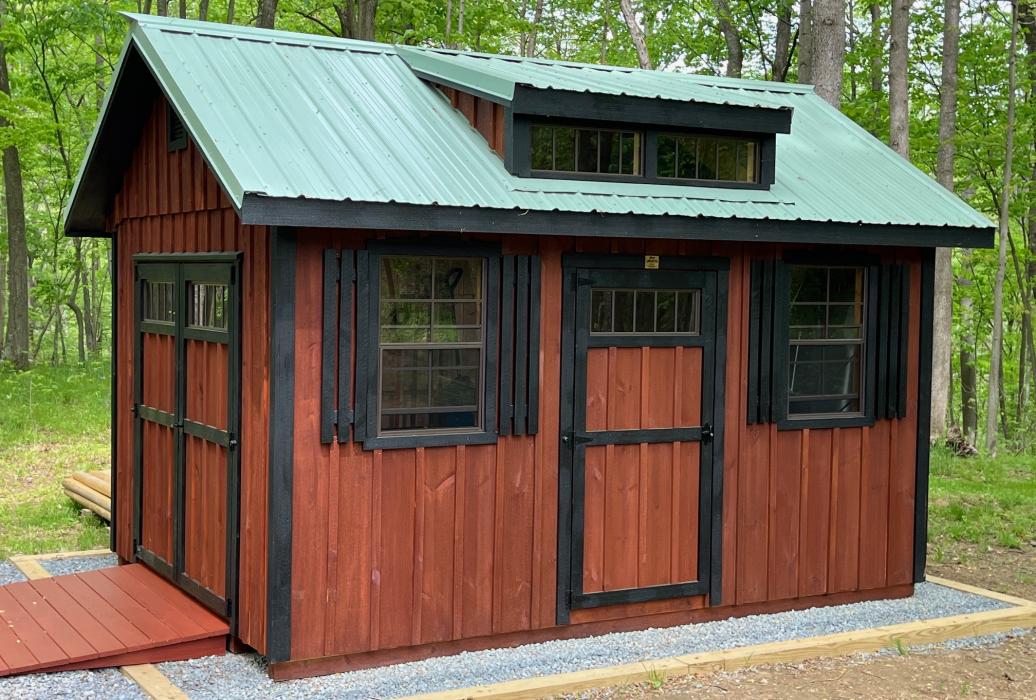 8822 8822 BOARD & BATTEN MANOR DELIGHT W/ TRANSOM ROOF DORMER: 10' X 14'